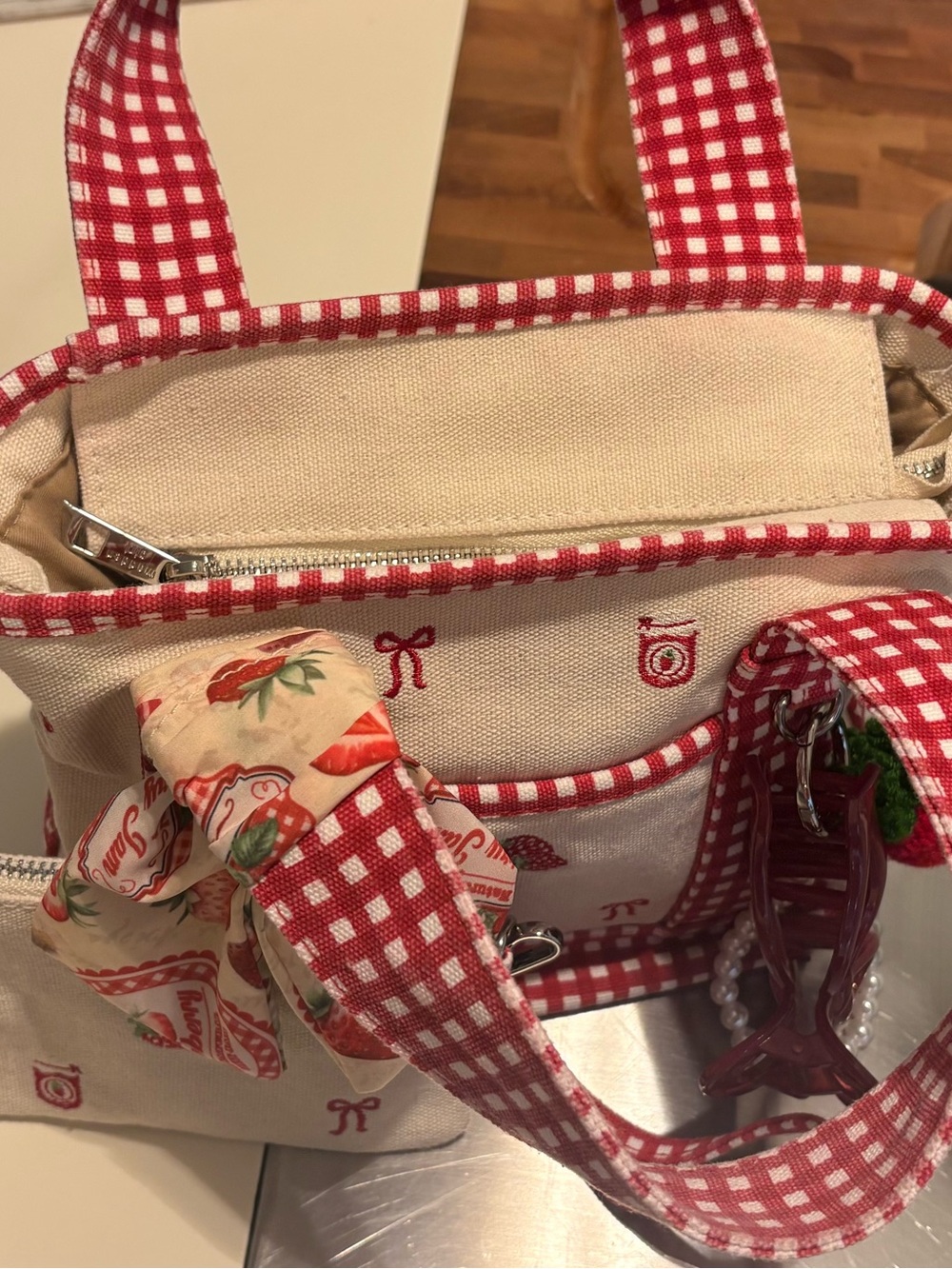 Madden girl  Red Gingham Strawberry Accent Mini Satchel - Picture 10 of 11
